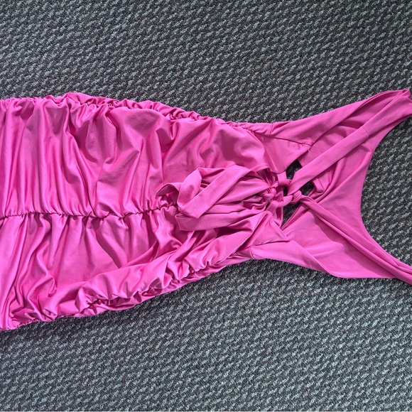 Pink Ruched Dress - Picture 2 of 4